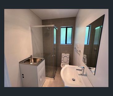 Convenient Location - Photo 2