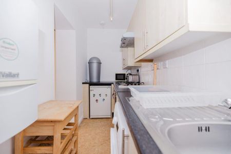 1 bedroom flat to rent - Photo 4