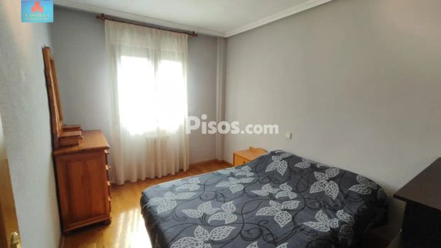 Casa adosada en alquiler en Hervencias Altas - El Pinar - Photo 1
