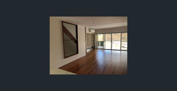 Spacious 3-Bedroom Home – Prime Location Near Pumicestone Passage - Photo 1