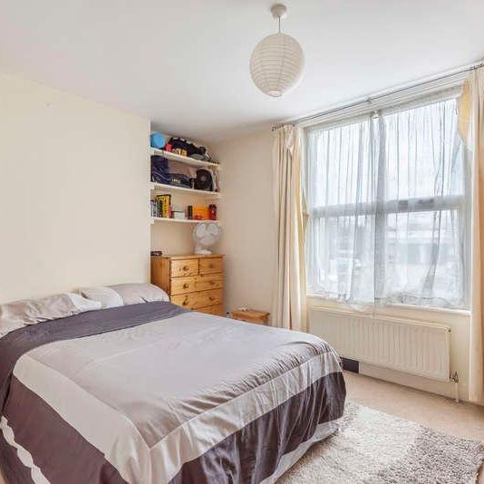 Walnut Tree Close, Guildford, GU1 - Photo 1