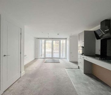 Martin Court, Hastings - Photo 1