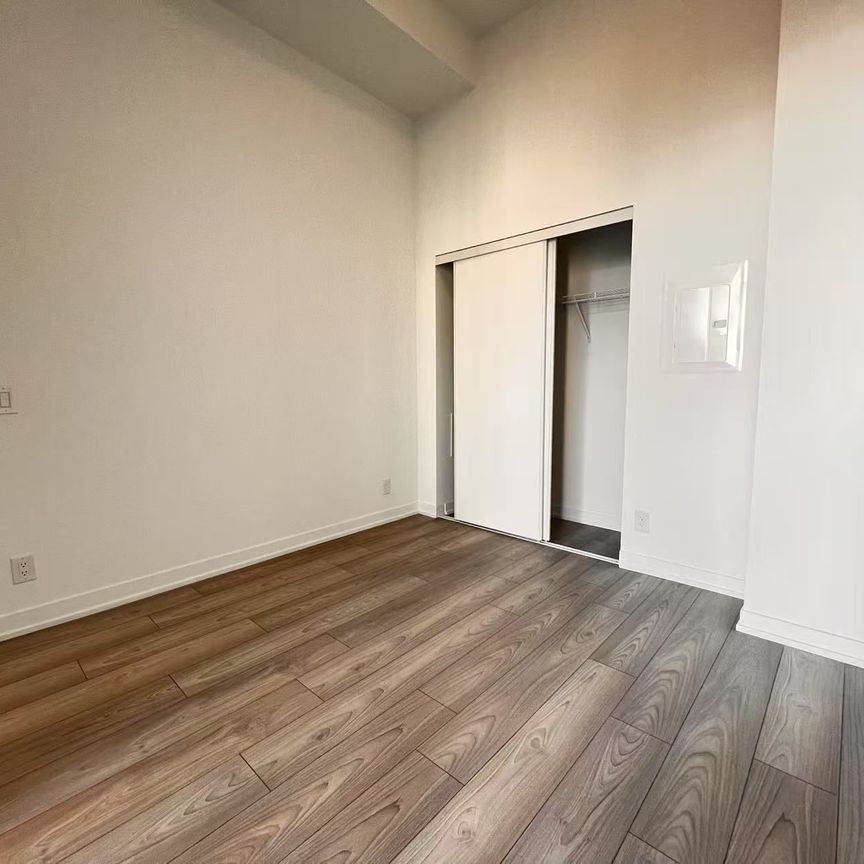 For Lease - 1182 King Street Unit# 403, Toronto, Ontario - Photo 1