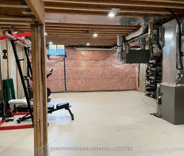 For Lease - 51 Lorne Thomas Place, New Tecumseth, Ontario - Photo 4