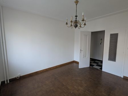 Location Appartement 2 pièces 47m² VICHY 03200 - Photo 3