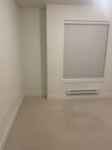 Spacious & Stylish Townhouse in South Surrey - Photo 4