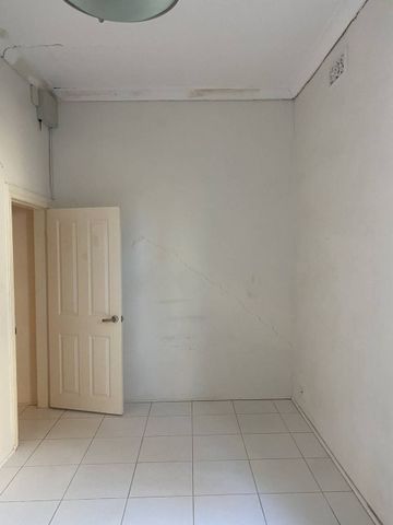 1 Bedroom Unit in the heart of Chatswood - Photo 3