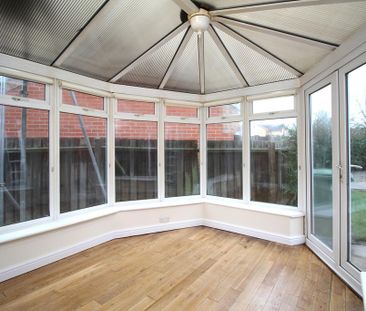 3 bedroom detached house to rent - Photo 3