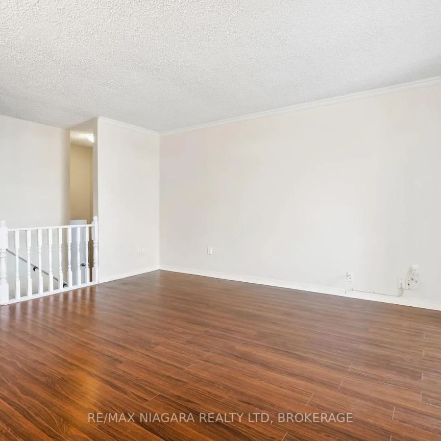 57 LORNE STREET - Photo 1