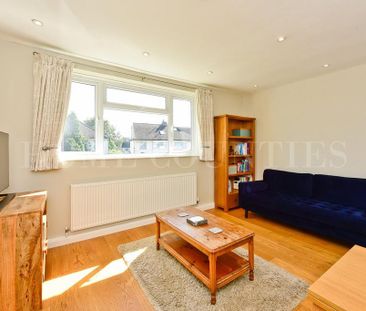 2 bedroom maisonette to rent - Photo 2