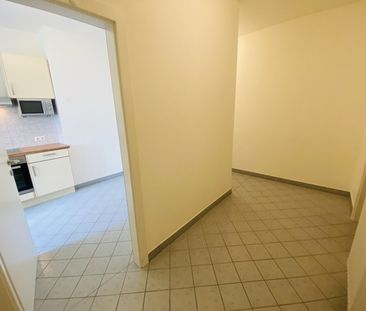Zentrumsnahe 2-Zimmer Altbauwohnung + Balkon - Photo 6