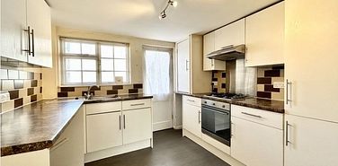 Addington Square, Margate, CT9 1NN, Kent - Photo 2