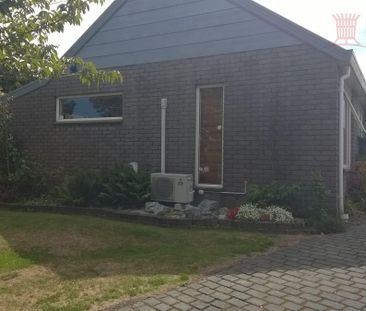 48 Karnak Crescent, Russley - Photo 3