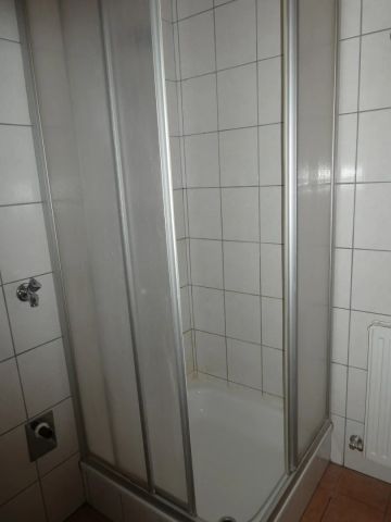 SINGLEWOHNUNG mit KFZ-Abstellplatz in Zentrumslage - Photo 5