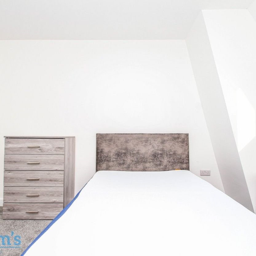 1 bed Apartment for Rent - Photo 1