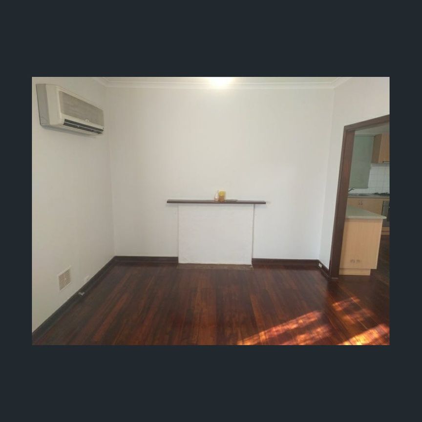 Beautiful 3 bedroom front villa - Photo 1