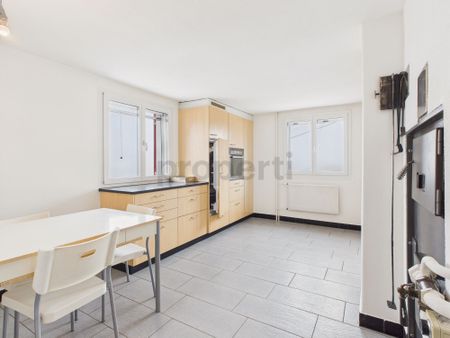 Newly renovated 3.5-room condominium with basement room, Mümliswil-Ramiswil - Foto 2