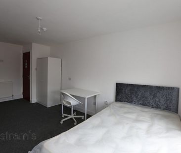 1 bed Studio for Rent - Photo 3