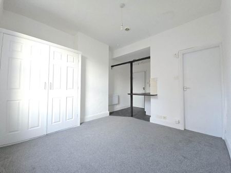 Studio to rent - Photo 3