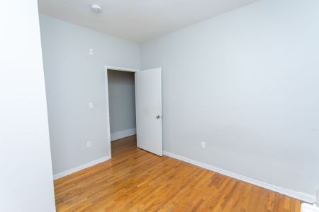 For Lease - 682 Bathurst Street Unit# 2, Toronto, Ontario - Photo 2