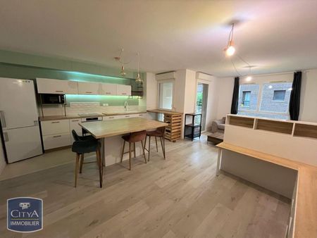 Location Appartement 3 pièces 69m² LILLE 59000 - Photo 5