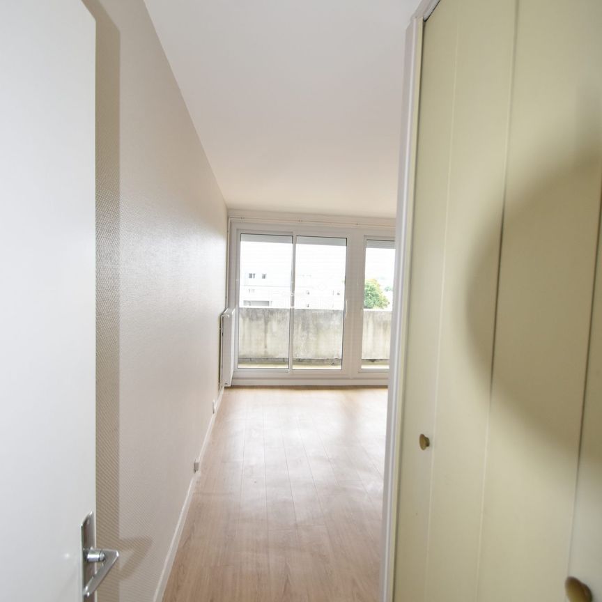Location Appartement 1 pièce 26m² ST LO 50000 - Photo 1