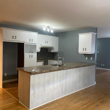 Grand condo 3 1/2 + - Photo 4