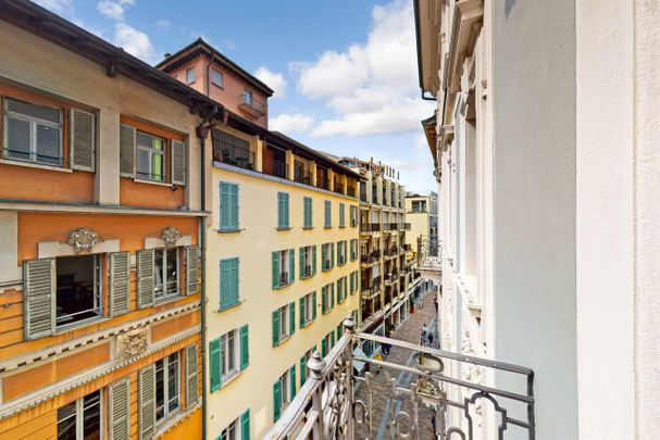 5 locali in stabile d'epoca e di prestigio a Lugano - Foto 1