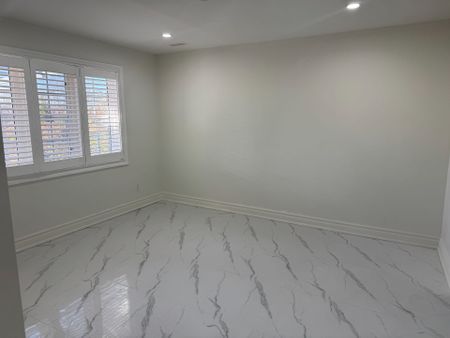 For Lease - 102 Southlake Boulevard Unit# Basement, Brampton, Ontario - Photo 3