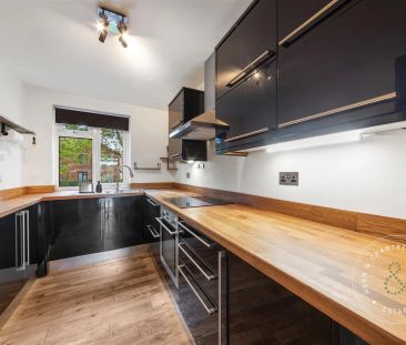 2 Bedroom Flat - Photo 5