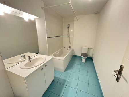 Location Maison 5 pièces 123m² - Photo 5