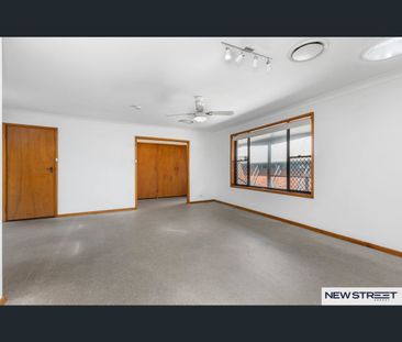 28 Josephson Street, Swansea, NSW 2281 - Photo 4