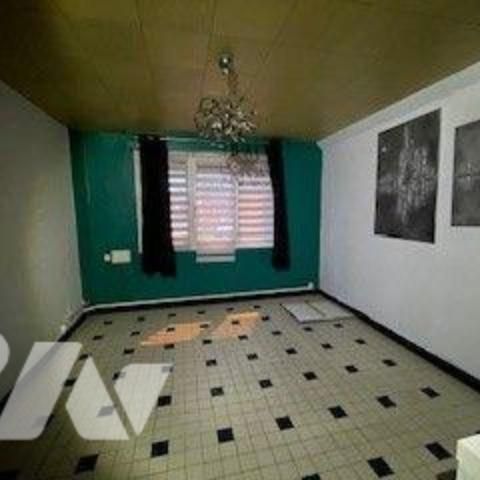 Maison semi mitoyenne d'une surface de 84.59m2. Comprenant 3 chambres, salon séjour, cuisine é... - Photo 1