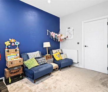 Littleworth Road, Esher, Surrey, KT10 flat to rent - Photo 5