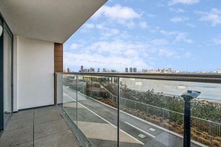 3 bedroom flat to rent - Photo 5