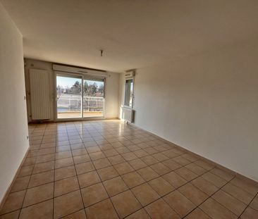 Location Appartement 3 pièces 70m² - Photo 4