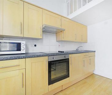 1 bedroom flat to rent - Photo 5
