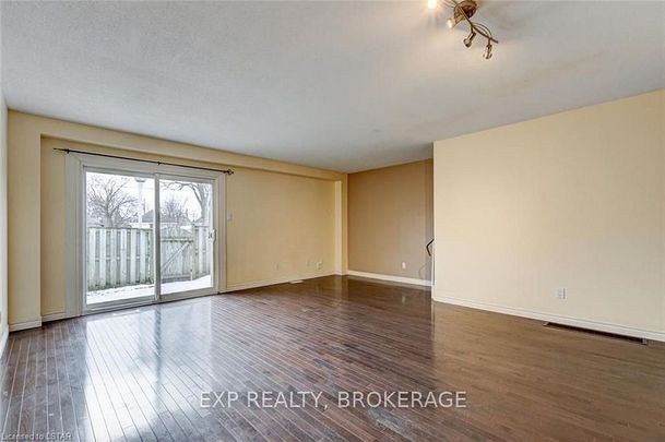 For Lease - 690 Little Grey Street Unit# 122, London East, Ontario - Photo 1