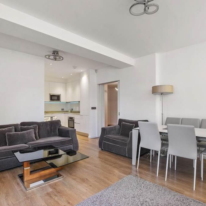 2 bedroom flat to rent - Photo 1