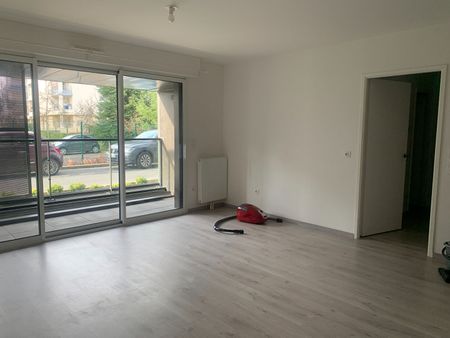Location Appartement 3 pièces 64m² - Photo 3