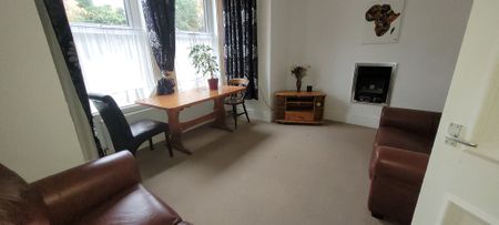 2 bed ground floor flat to rent in New Park Road, Bournemouth, BH6 - Photo 4