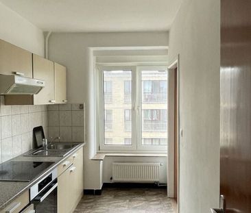 Appartement te huur in Borgerhout voor € 750 met 2 slaapkamers - Foto 2