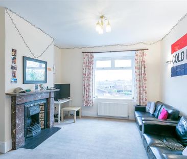 4 bedroom maisonette to rent - Photo 1