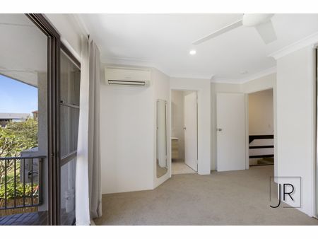 6/5 Aquila Court, Mermaid Waters QLD 4218 - Apartment For Rent | Domain - Photo 2