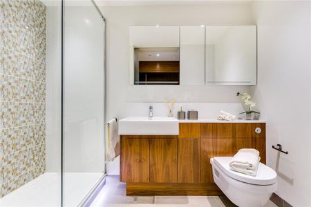 3 bedroom flat to rent - Photo 4