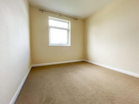 3 bedroom end of terrace house to rent - Photo 5