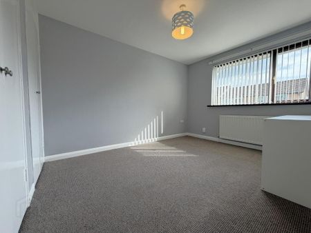 43 Portlee Walk, Antrim, BT41 1EL - Photo 5