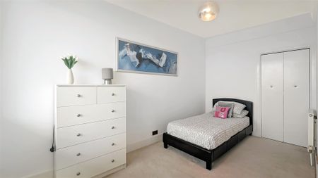 2 Bedroom Apartment - Second Floor - Photo 3