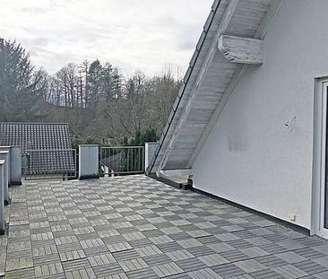 Dachgeschosswohnung mit Extras! - Foto 1