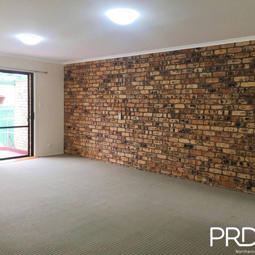 Private and Spacious Unit - Photo 1